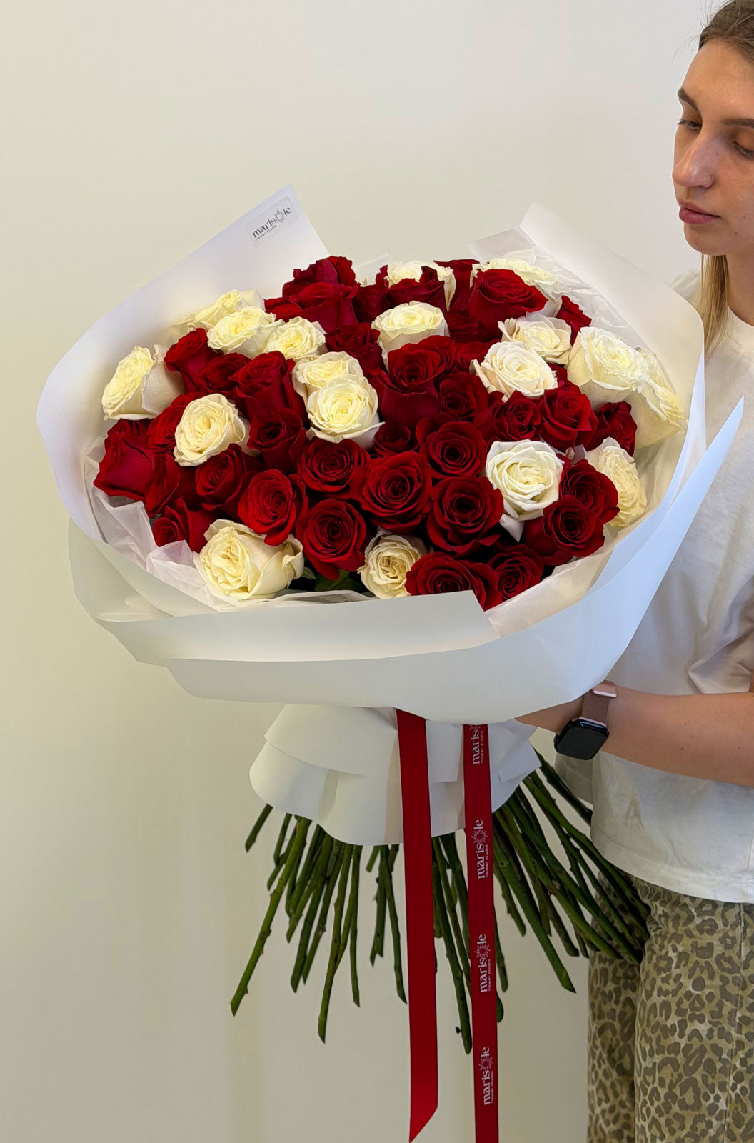 Cupid’s Mix - Red & White Roses